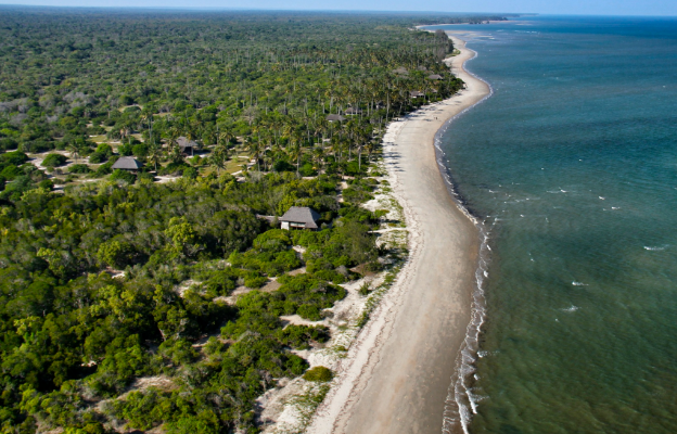 Saadani beach and Indian Ocean coast
